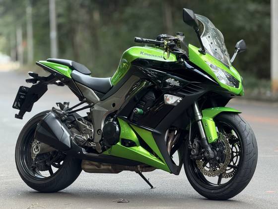 KAWASAKI NINJA 1000 KAWASAKI NINJA 1000